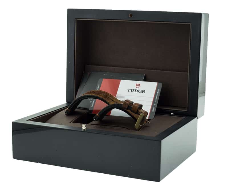 Tudor Heritage Black Bay 79250BB